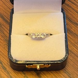 3 stone diamond and sterling silver ring